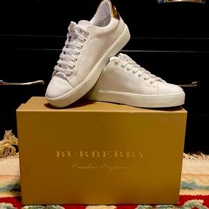 Burberry Sneakers